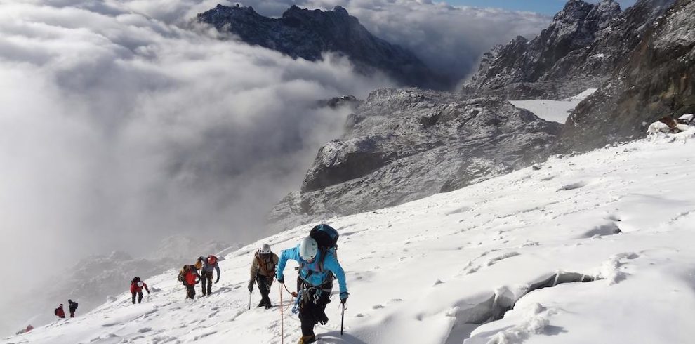 Mountain Rwenzori Hike - Africa Sustainable Journeys